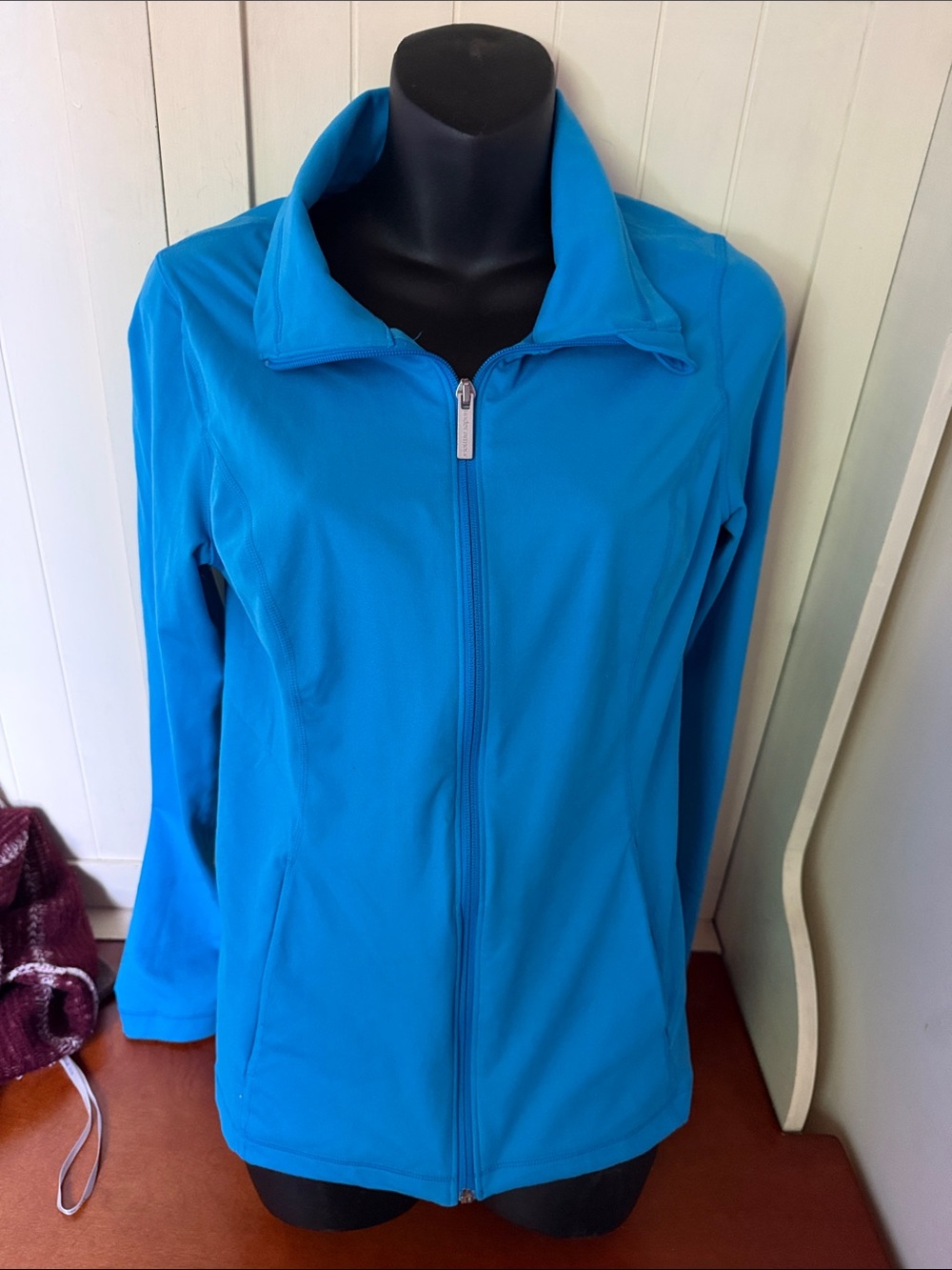 Under Armour Women’s Bright Teal Zip Utility Jacket